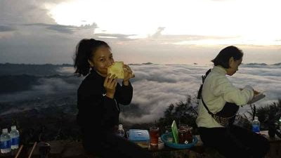 Mendaki Gunung Batur Menjadi Wisata favorit wisatawan Domestik, Ini alasanya