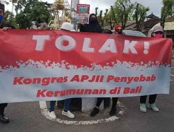 Aksi Demo Penolakan Konggres APJII di ITDC Benoa di Bubarkan Warga