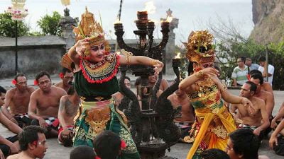 Tari Kecak Bali - Sejarah, Makna dan Filosofi yang Perlu diketahui