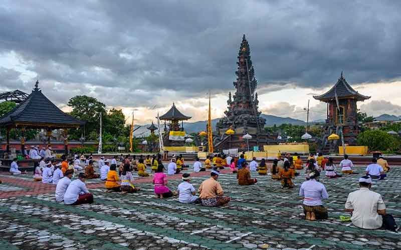Daftar Hari Raya Hindu Bali dan Hari Libur Nasional 2022