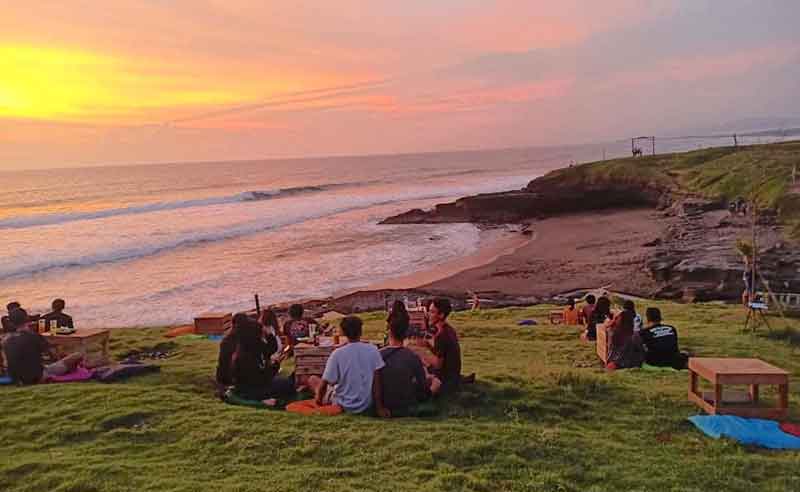 Sunset Pantai Kedungu Di Bali