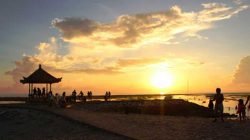 6 Top Tempat Melihat Sunrise di Bali, Pantai, Gunung dan Bukit