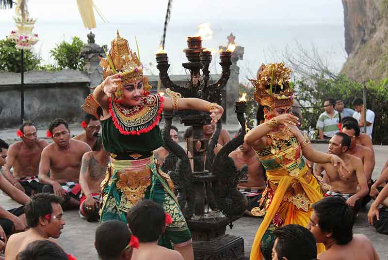 7 Rekomendasi Tempat Menonton Tari Kecak di Bali