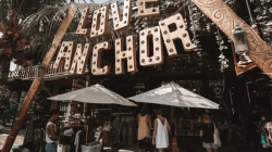 Love Anchor Canggu: Pusat Oleh-Oleh Unik dan Estetik
