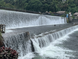 Air Terjun Tukad Unda: Pesona Tirai Alam di Tengah Klungkung