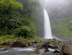 Air Terjun Nungnung: Surga Tersembunyi di Tengah Rimba Badung
