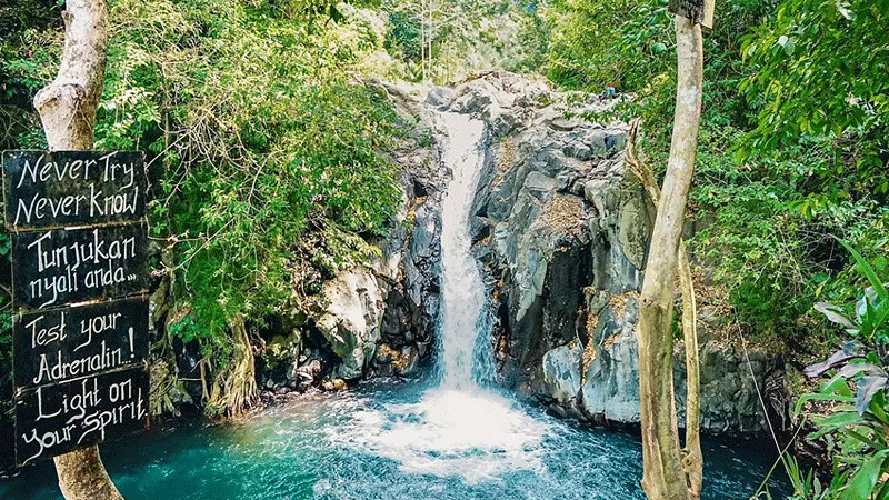 Air Terjun Aling-Aling