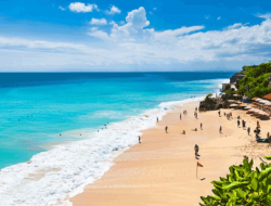 Pantai Dreamland Bali: Surga Pasir Putih dan Sunset Eksotis
