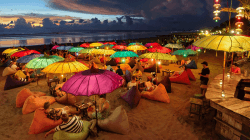 Double Six Beach, Pantai Santai dengan Energi Hidup di Seminyak