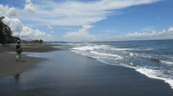 Pantai Keramas Bali, Surga Ombak dan Sunrise Menawan