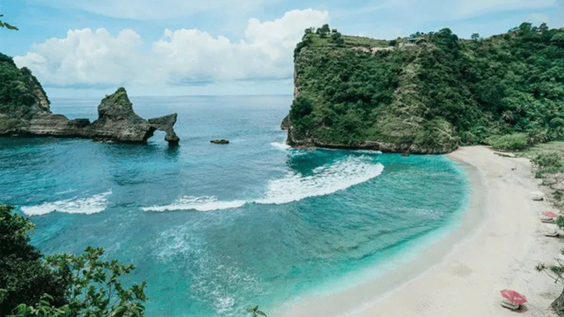 Pantai Atuh Nusa Penida